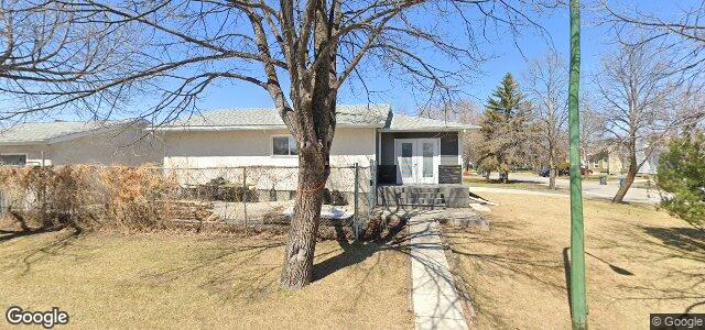 Photo of 43 Regis Drive in Winnipeg, Manitoba