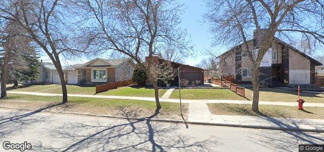 Larawan ng 46 Britannica Road sa Winnipeg, Manitoba