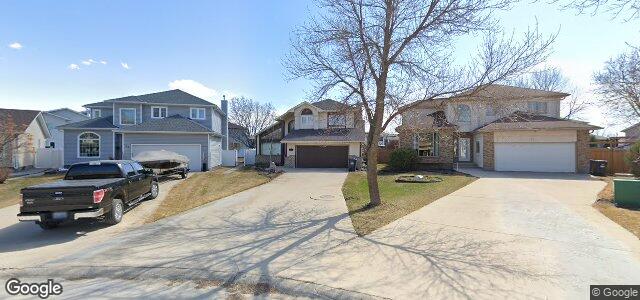 Larawan ng 46 Cummings Crescent sa Winnipeg, Manitoba