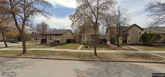 Photo of 503 Paddington Road in Winnipeg, Manitoba