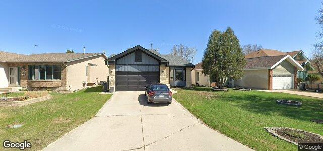 Larawan ng 51 Becontree Bay sa Winnipeg, Manitoba