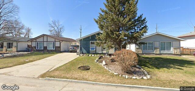 Larawan ng 51 Blackwater Bay sa Winnipeg, Manitoba