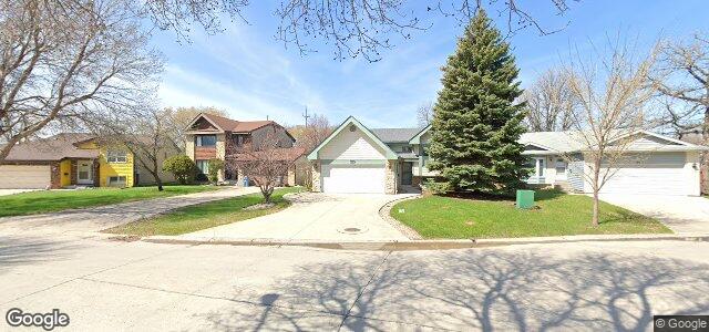 Larawan ng 51 Poitras Place sa Winnipeg, Manitoba