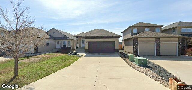 Larawan ng 54 Stellarton Crescent sa Winnipeg, Manitoba