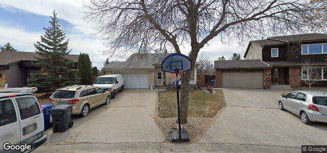 Larawan ng 55 Tiverton Bay sa Winnipeg, Manitoba