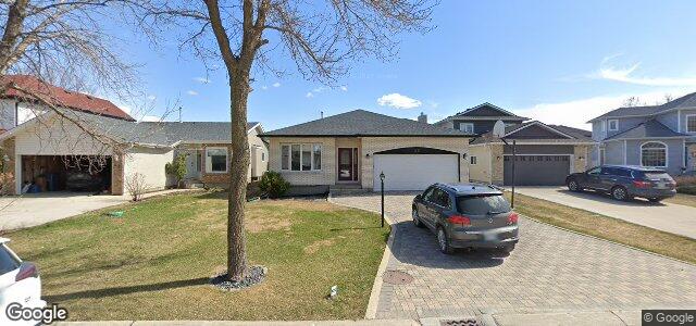 Larawan ng 58 Cummings Crescent sa Winnipeg, Manitoba