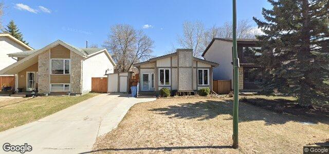 Larawan ng 63 Trowbridge Bay sa Winnipeg, Manitoba