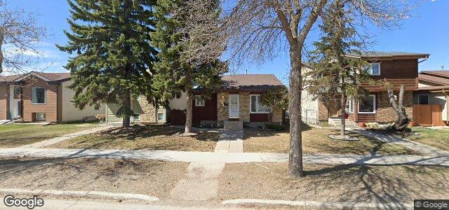 Larawan ng 65 Burland Avenue sa Winnipeg, Manitoba