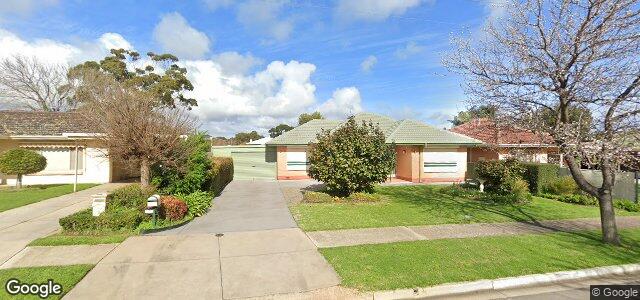 Larawan ng 7 Cummings Crescent sa Winnipeg, Manitoba