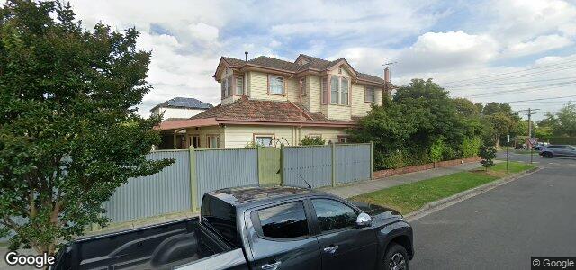 Larawan ng 7 Highbury Road sa Winnipeg, Manitoba