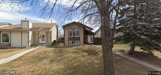 Photo of 70 Pately Crescent in Winnipeg, Manitoba