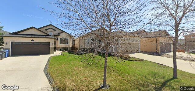 Larawan ng 73 Michaud Crescent sa Winnipeg, Manitoba