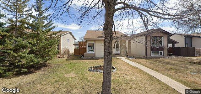Photo of 74 Pately Crescent in Winnipeg, Manitoba