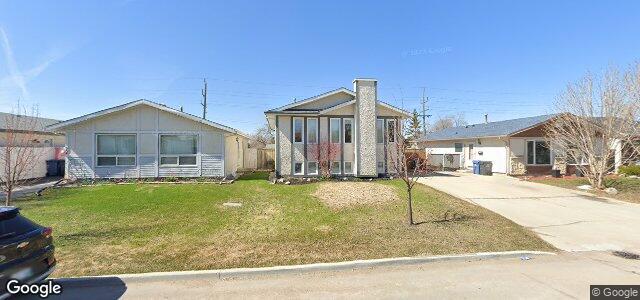 Larawan ng 75 Blackwater Bay sa Winnipeg, Manitoba