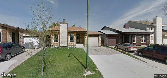 Photo of 87 Southwalk Bay in Winnipeg, Manitoba