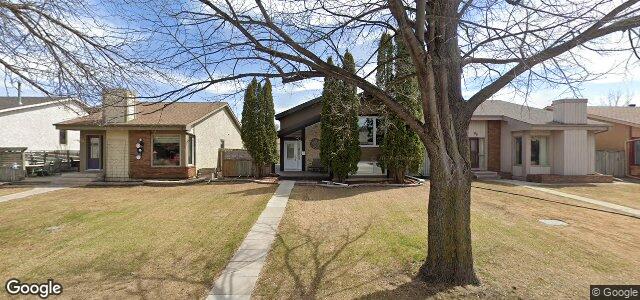 Larawan ng 90 Pately Crescent sa Winnipeg, Manitoba