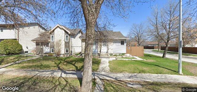 Larawan ng 93 Burland Avenue sa Winnipeg, Manitoba