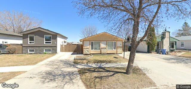 Larawan ng 94 Charing Cross Crescent sa Winnipeg, Manitoba