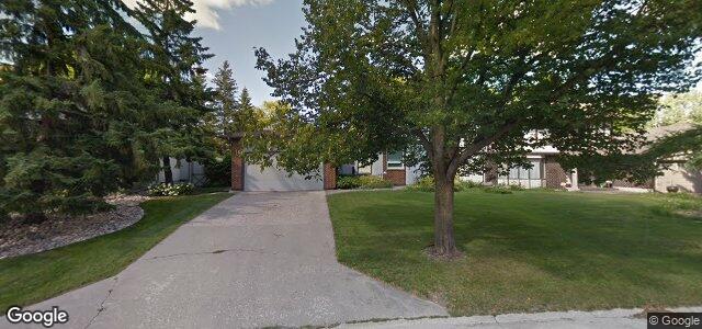 Larawan ng 111 Waterhouse Bay sa Winnipeg, Manitoba