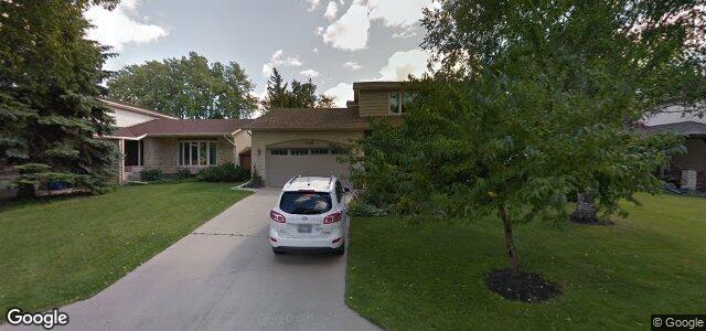 Larawan ng 118 Waterhouse Bay sa Winnipeg, Manitoba