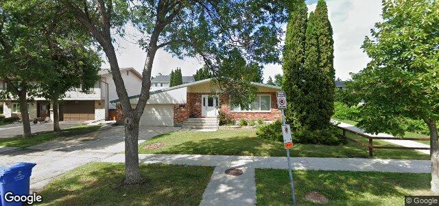 151 Barker Boulevard（加拿大曼尼托巴省温尼伯市）房屋照片