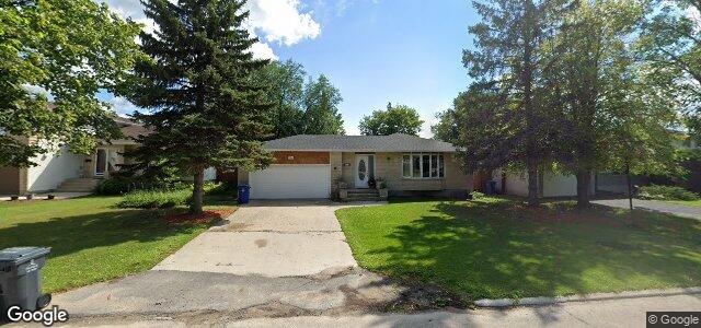 Larawan ng 204 Barker Boulevard sa Winnipeg, Manitoba