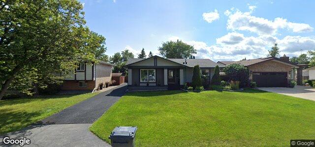 Larawan ng 307 Barker Boulevard sa Winnipeg, Manitoba