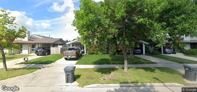 Larawan ng 332 Barker Boulevard sa Winnipeg, Manitoba