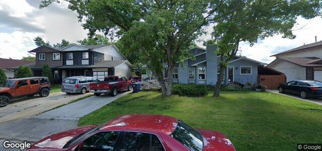 Larawan ng 355 Barker Boulevard sa Winnipeg, Manitoba