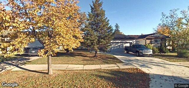 Larawan ng 418 Barker Boulevard sa Winnipeg, Manitoba