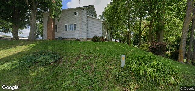 Larawan ng 42 Cass Street sa Winnipeg, Manitoba