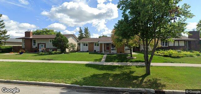 427 Barker Boulevard（加拿大曼尼托巴省溫尼伯市）房屋照片