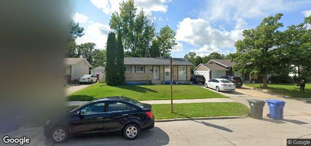 Larawan ng 46 Stack Street sa Winnipeg, Manitoba