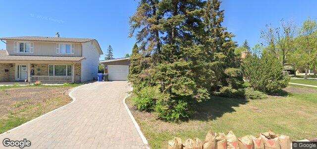 Larawan ng 54 Sinnott Street sa Winnipeg, Manitoba