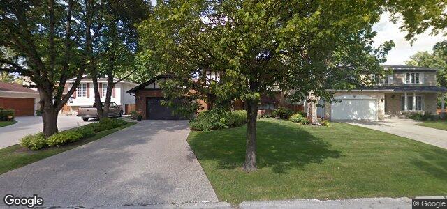 Larawan ng 95 Waterhouse Bay sa Winnipeg, Manitoba