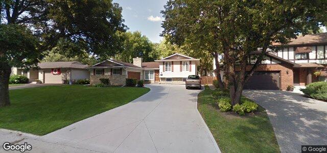 Larawan ng 99 Waterhouse Bay sa Winnipeg, Manitoba