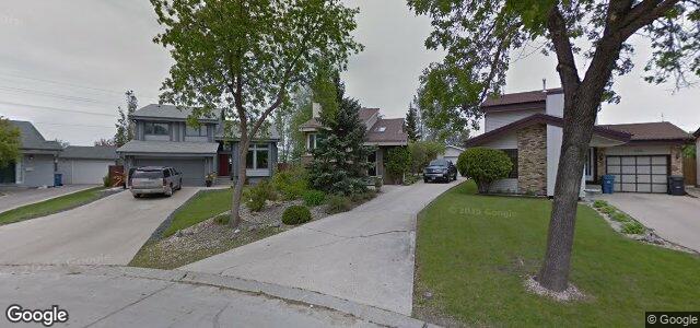 Larawan ng 102 Spruce Thicket Walk sa Winnipeg, Manitoba