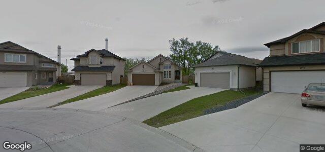 Photo of 105 Endcliffe Place in Winnipeg, Manitoba