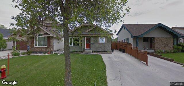 Larawan ng 107 Pinetree Crescent sa Winnipeg, Manitoba