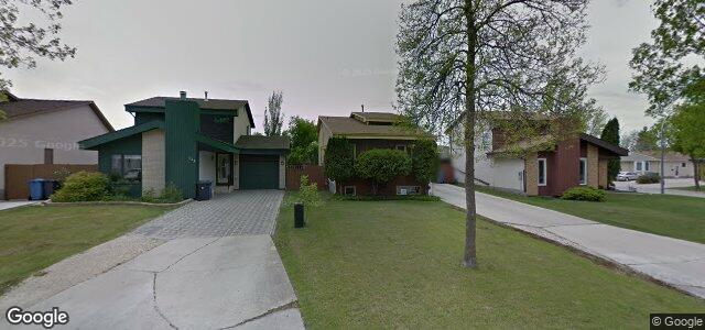 Larawan ng 109 Spruce Thicket Walk sa Winnipeg, Manitoba