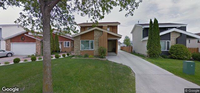 Larawan ng 11 Spruce Thicket Walk sa Winnipeg, Manitoba