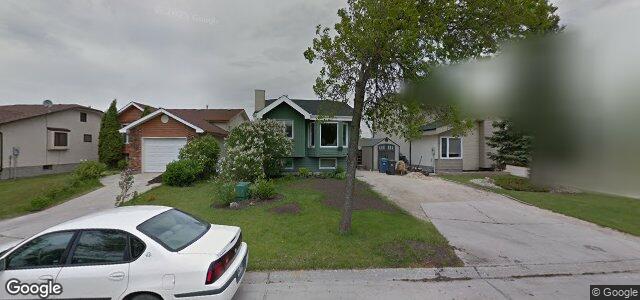 Larawan ng 130 Spruce Thicket Walk sa Winnipeg, Manitoba