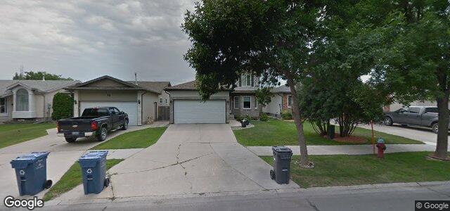 Larawan ng 15 Riverwest Road sa Winnipeg, Manitoba