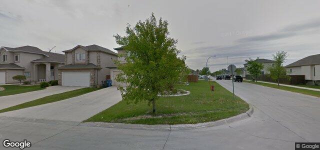 Larawan ng 152 Swinford Way sa Winnipeg, Manitoba
