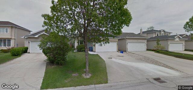 Larawan ng 160 Glencairn Road sa Winnipeg, Manitoba