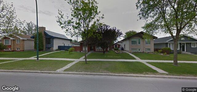 Larawan ng 180 Red River Boulevard W sa Winnipeg, Manitoba