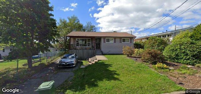 Larawan ng 19 Shalimar Crescent sa Winnipeg, Manitoba