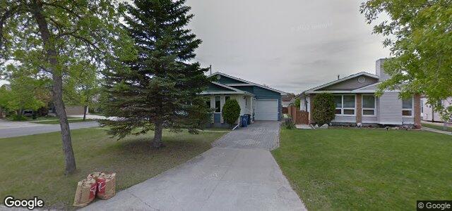 Larawan ng 2 Hearthwood Grove sa Winnipeg, Manitoba