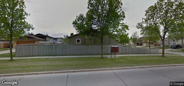 Larawan ng 2 Timberwood Trail sa Winnipeg, Manitoba