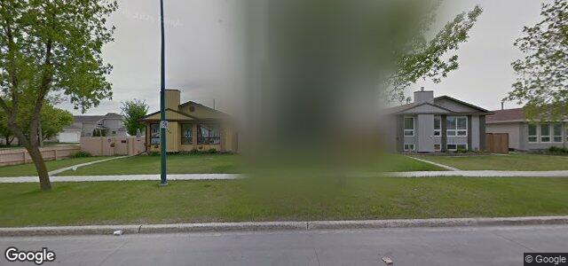 Larawan ng 208 Red River Boulevard W sa Winnipeg, Manitoba